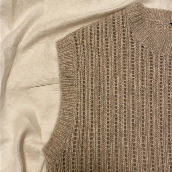 James Perse Cashmere Silk Open Knit Shell - Picture 7 of 9